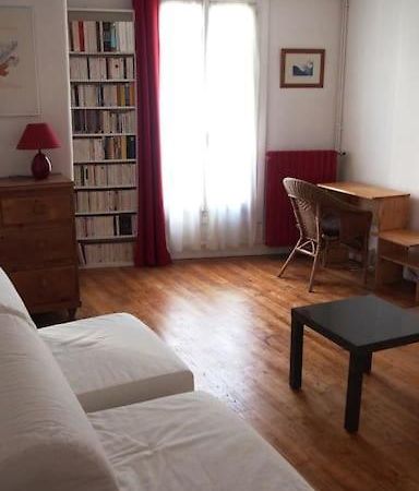 Le 105 Bis Eiffel Bed & Breakfast ปารีส ภายนอก รูปภาพ